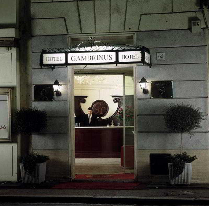 Gambrinus Hotel Roma Exterior foto
